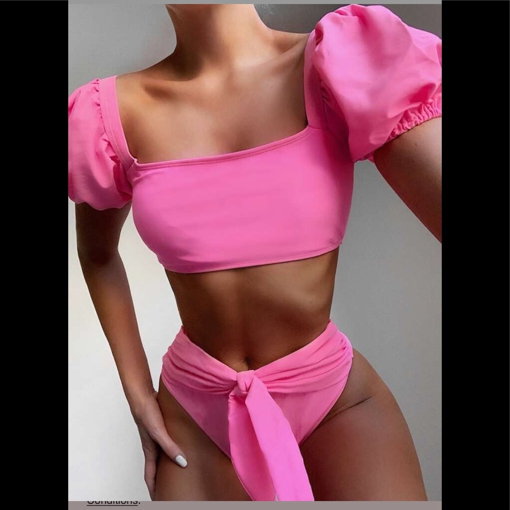Pink puff sleeve bikini